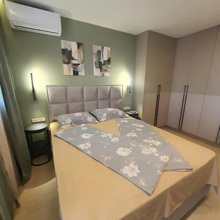 Divalla بورغاس